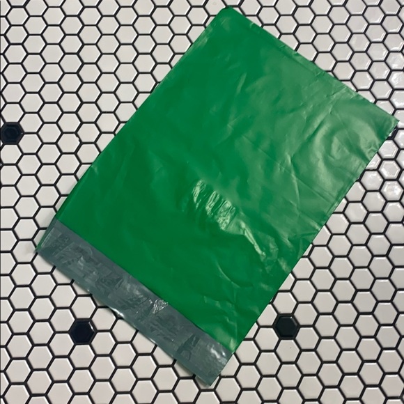 polymailer Other - 10x13 green polymailers 15